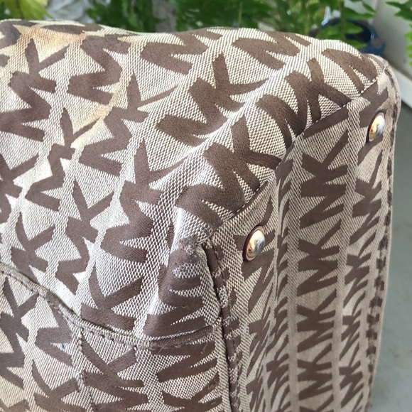 Michael Kors tote - Picture 3 of 7